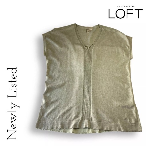 LOFT by Ann Taylor Women’s M knit pullover Celery green v-neck - Picture 1 of 10